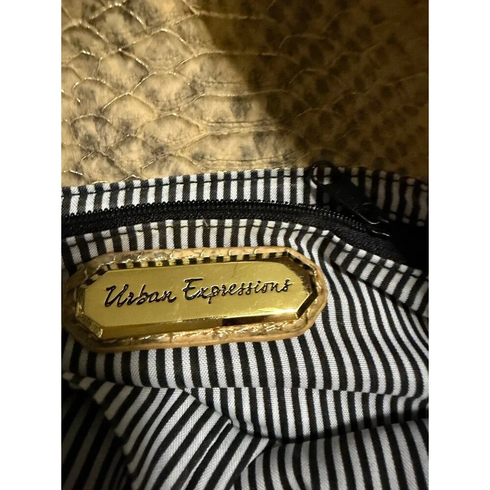 •	Handbags 	•	Crossbody Bags